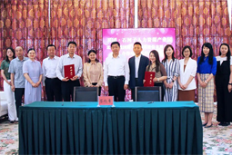 太阳成tyc234cctyc国际与新疆生产建设兵团第八师石河子市签署项目合作协议